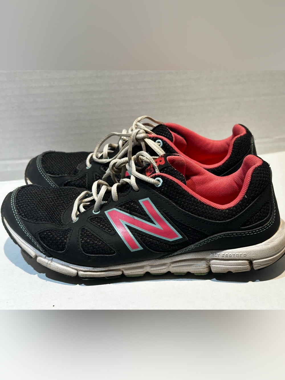 New Balance Black & Coral Pink Sport Sneakers‎